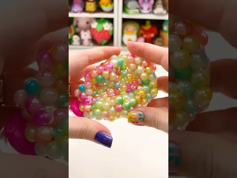 Which is the best SUPER CRUNCHY squishy!