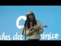 CARLOS SADNESS interpreta ISLA MORENITA en presentación NOCHES DEL BOTANICO 2025 (Madrid 20-02-2025)