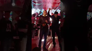 طارق الشيخ   السنين مرة وفاتت                             دندنها
