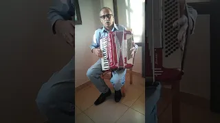 عزف اكورديون دندنها