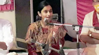 Download भजन - तू शब्दों का दास रे जोगी.... सुरभि चतुर्वेदी TU SABDON KA DAS RE JOGI..BY- SURBHI CHATURVEDI MP3