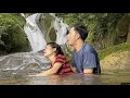 Download Lagu What will happen to a single mother when a guy asks to meet her by the stream?/Hoang Thi Duyen