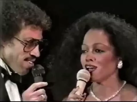 Download MP3 Diana Ross and Lionel Richie - Endless Love (Live at the Academy Awards)