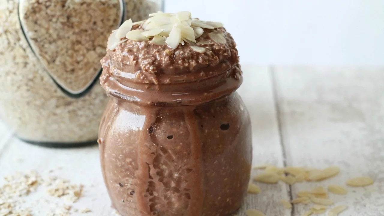 Chocolate Banana Overnight Oats Recipe   Healthy Breakfast Ideas for Kids