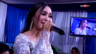 Download Ngelabur Langit - Vita sayo BINTANG PANTURA 5 Live Cibinong II Campursari DHEA NADA MP3