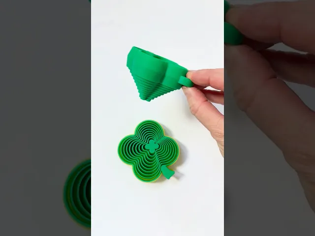 4 Leaf Clover Layered Fidget Toy (2 Styles) video thumbnail