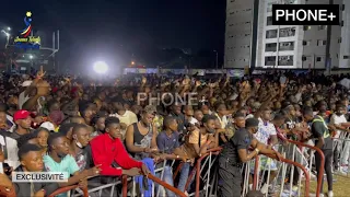 FALLY IPUPA Et INNOSS B Se Sont Produits Sur La Meme Scène L Un Après L Autre Au Concert De Dadju 