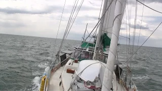 Too Much Wind In Buzzard’s Bay + Rolling Waves = Bumpy Ride | #42 | DrakeParagon Sailing Season 2