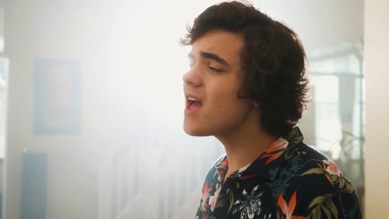 Alexander Stewart - Enamorado (Acoustic) Alexander Stewart - Enamorado (Acoustic)