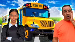 Wandinha Aprende Regras de Conduta No Ônibus Escolar Com Amigos!