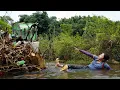 Download Lagu Treasure found after dangerous fall - A single mother's terrifying day on a scrap hunting trip
