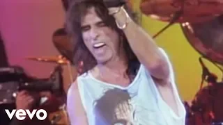 Download Alice Cooper - Spark in the Dark (from Alice Cooper: Trashes The World) MP3