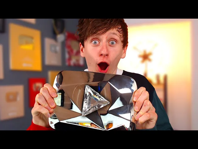 I tricked Youtube into giving me a DIAMOND PLAY BUTTON