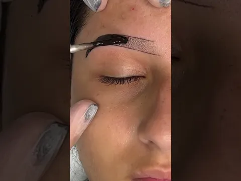 Stunning Brow Transformation !