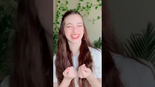 تيك توك لانا و لين بلون الأبيض 