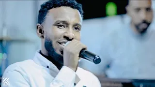 عبدالله عبدالكريم الطيور المهاجره رائعة الراحل المقيم مصطفى سيد احمد حفل سودان كافي 2022 م 