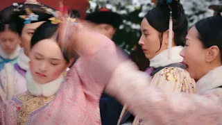 玫答應離開不給皇后行禮，素練指教她被傷，皇后十分不悅.#周迅 #霍建華 #青櫻傳#中國電視劇