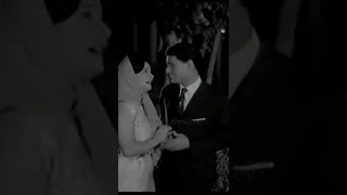 حاجه غريبه عبد الحليم حافظ دندنها