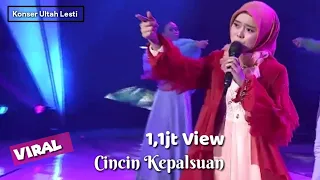 Download Penuh Penghayatan !! Lesti - Cincin Kepalsuan | Konser ultah Lesti \ MP3