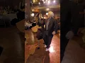 Download Lagu Ik wed dat je opa niet zo kan bewegen, of Mo zo breed kan laten lachen. Er worden zulke mooie her...
