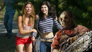 صحاب بيخرجو ف رحله بس بيتفاجئو بسفاح المنشار عايز يقطعهم وياكلهم ملخص فيلم Texas Chainsaw 3d 