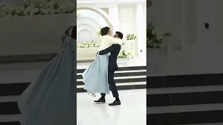 تركضلي وفاتح ايدك    احظني روحي تريدك  زيد الحبيب بدت تمطر دندنها