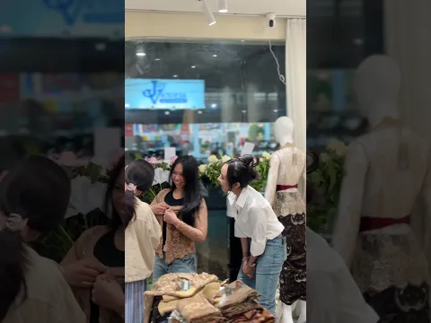 BANYAK BAYI GEMOYYY  MAMPIR YA KE STORE KLAMBI BALI  WWKWKWK #kebaya