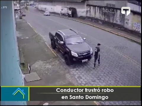 Ladrones en moto asaltaron a ocupantes de un vehículo antes de ingresar a una urbanización