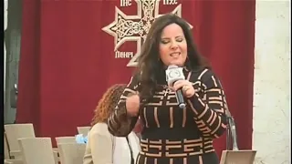 ترنيمة  فى العيد نجرى ونلعب  للمرنمه ايرين اشرف دندنها