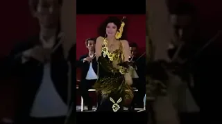 رقص نبيلة عبيد قبل Part 1 