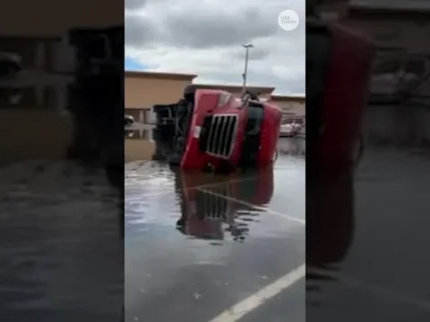 4 dead, mass power outages reported as Hurricane Isaias slams Gulf Coast