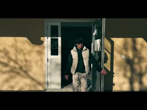 Sous Surveillance