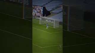 عندما كاد اديرسون ان يقتل هذا الاعب تصميم دقات القلب بطيء تصميم تصاميم كرة قدم تصميم خرافي 