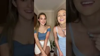 periscope beautiful girls with nice bodies are dancing