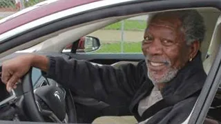 At 86 Years Old This Is the Car Morgan Freeman Drives