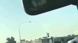 الكويت ضبط شاب مستهتر اعتدى بالضرب على أحد عناصر الأمن 