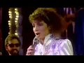 Download Lagu CONGA - Gloria Estefan y Miami Sound Machine (1985) | Subtítulos inglés y español