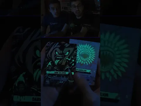 APRO la MYSTERY BOX SKIFIDOL ITALIAN BRAINROT BUIO LUCE e TROVO le CARTE GLOW in THE DARK