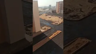 طبقة التشريب Prime Coat وهي عبارة عن MC أسفلت مخلوط به كيروسين يتم رشه فوق طبقة الأساس 