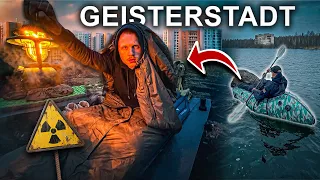 WIR PADDELN ZU VERLASSENEN GEISTERSTADT UND ÜBERNACHTEN DORT! 🔦