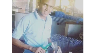 احمد عادل قالولنا نشرب ننسي الهم  ياشاربين الخمر دندنها