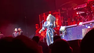 Jill Scott performs Gettin’ In The Way LIVE