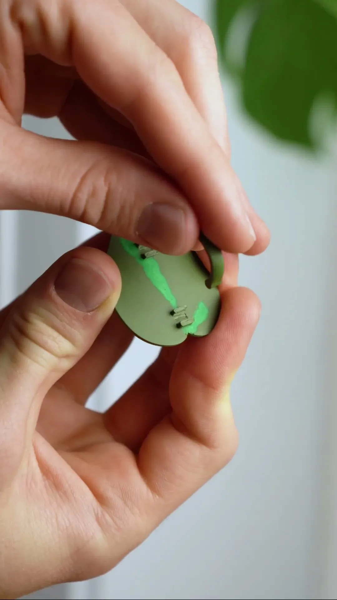 Plant Cable Clips & Ties "LeafLock" | Adjustable Cable Zip STL to 3D print | Leaf Wall Clips