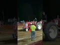 Farmall 400 pulling Deadweight 9000 weight class 3rd round