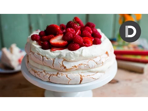 How to make... Strawberry Pavlova Cake!