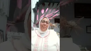 يلي تقطع فناس ومشغول بعيوب الناس لواه لواه دير لكماما وحكم فمك يطويل لسان 