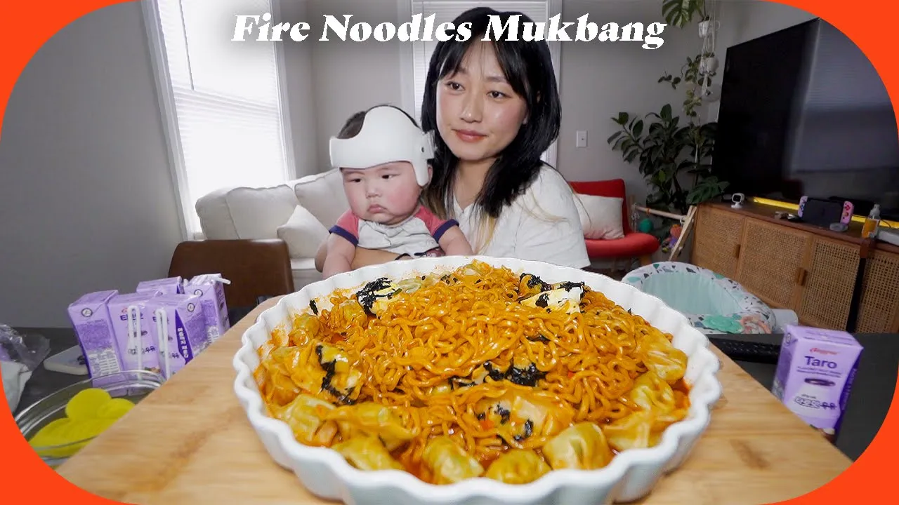 Fire Noodles w. shrimp dumplings & taro flavored milk [MUKBANG]