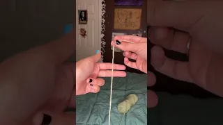 How to tie a slipknot for crocheting