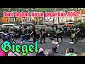 Download Lagu PENASARAN-lagu lama tapi dibawa dengan cara dan susunan muzik tersendiri dari kumpulan Giegiel.
