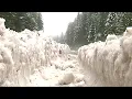 SANTIAM PASS SNOW